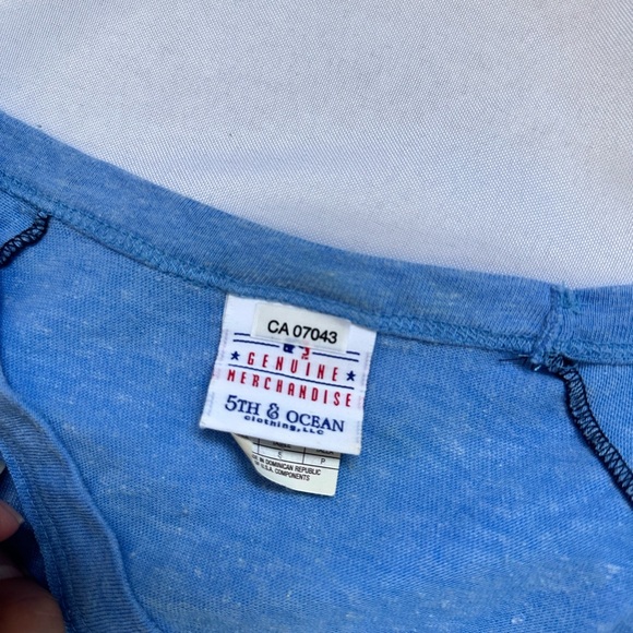 Genuine Merchandise Blue Jays T-Shirt - Picture 4 of 5